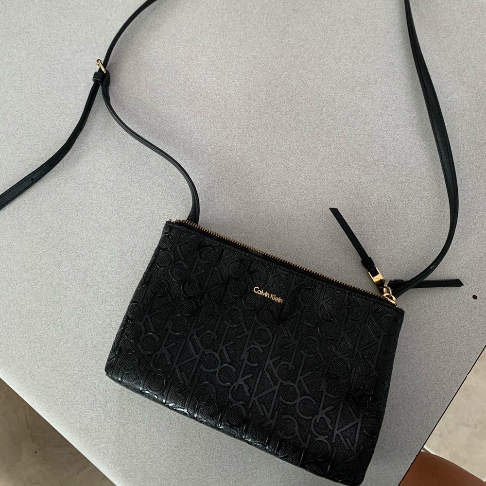 Calvin Klein Crossbody